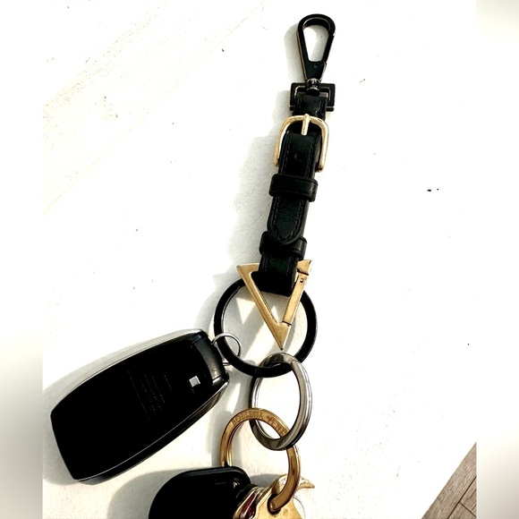 Cinque Bottega Veneta Keychain Key Ring - Picture 1 of 12